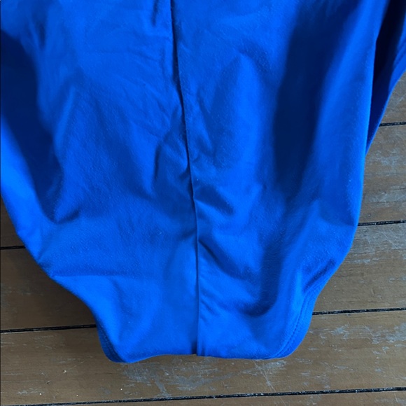 EUC Vibrant women's Blue One Piece Swimsuit - Picture 6 of 9